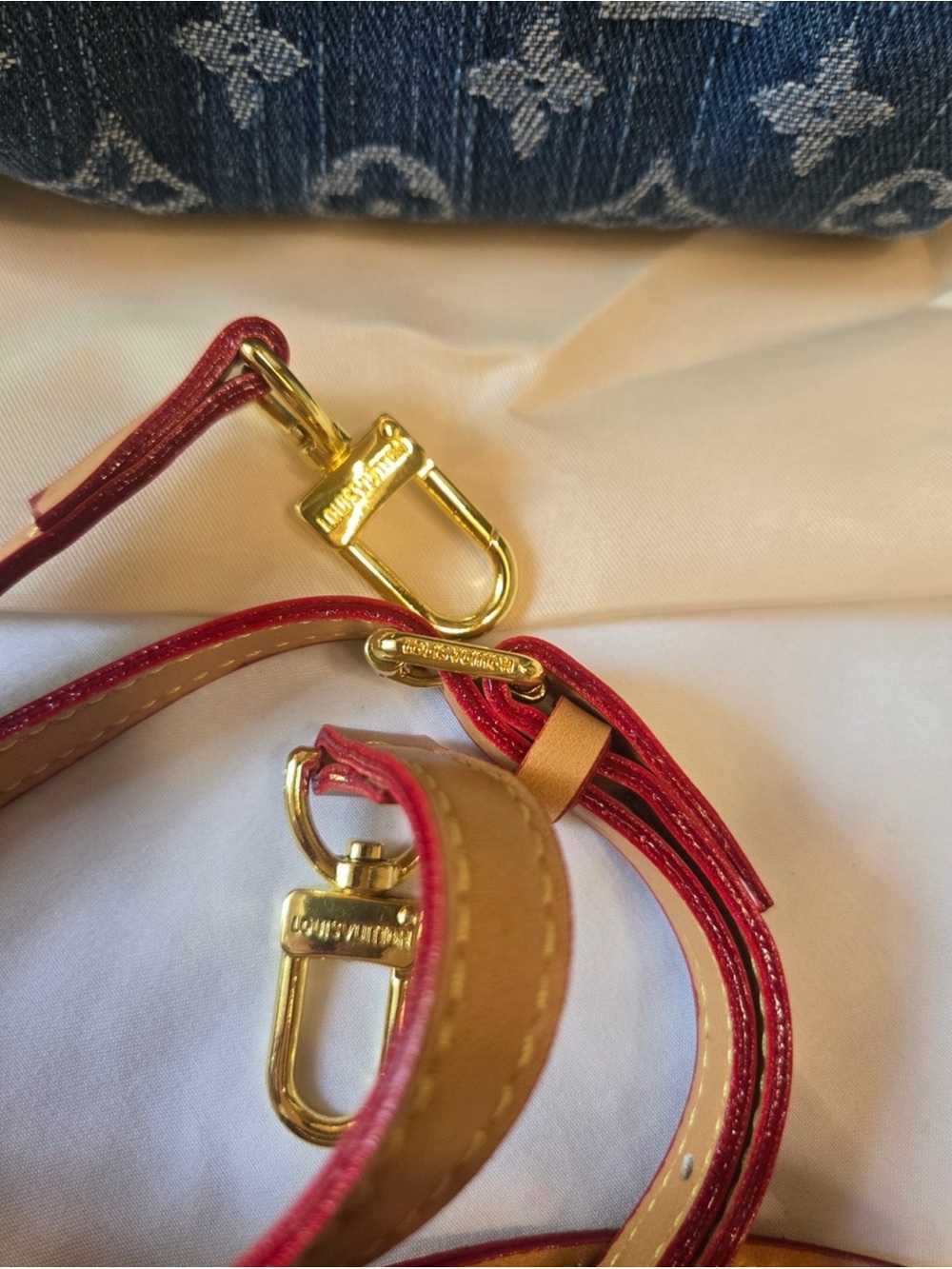 Luxury Fashion Denim Mini Speedy Bag in Blue with Tan Trim - Picture 4 of 16